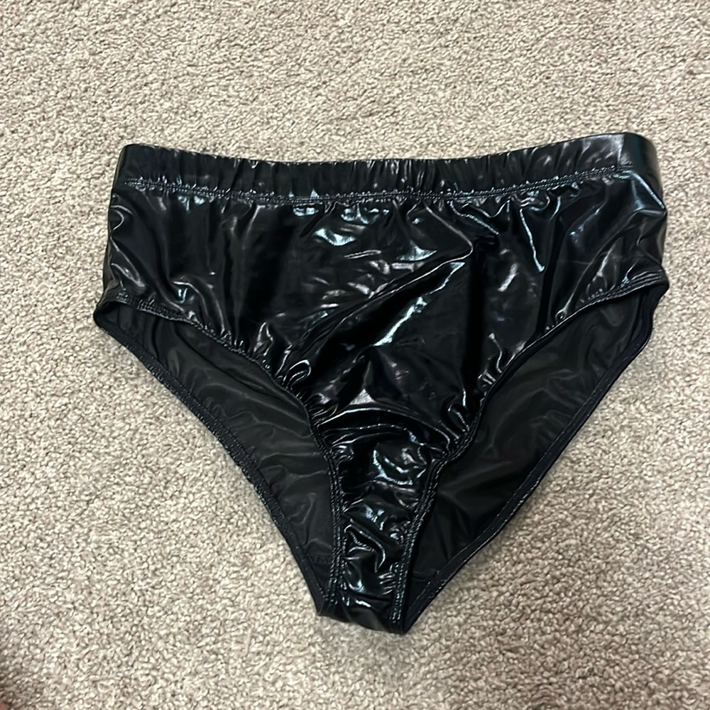 black rave bottoms